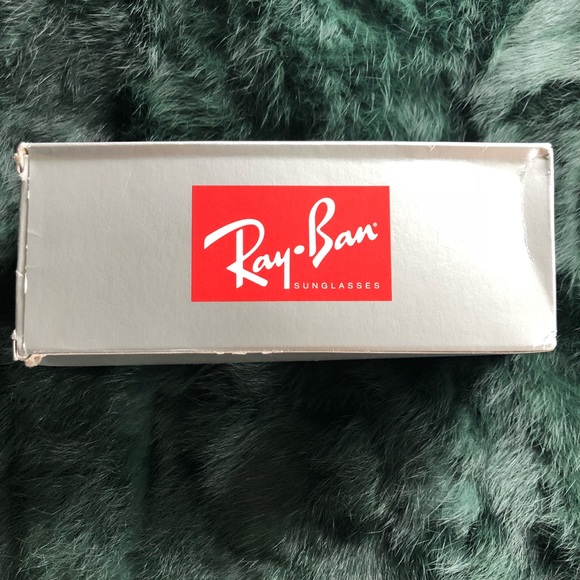 NIB RAY BAN WOMEN'S Black on Clear Sunglasses - Picture 7 of 7